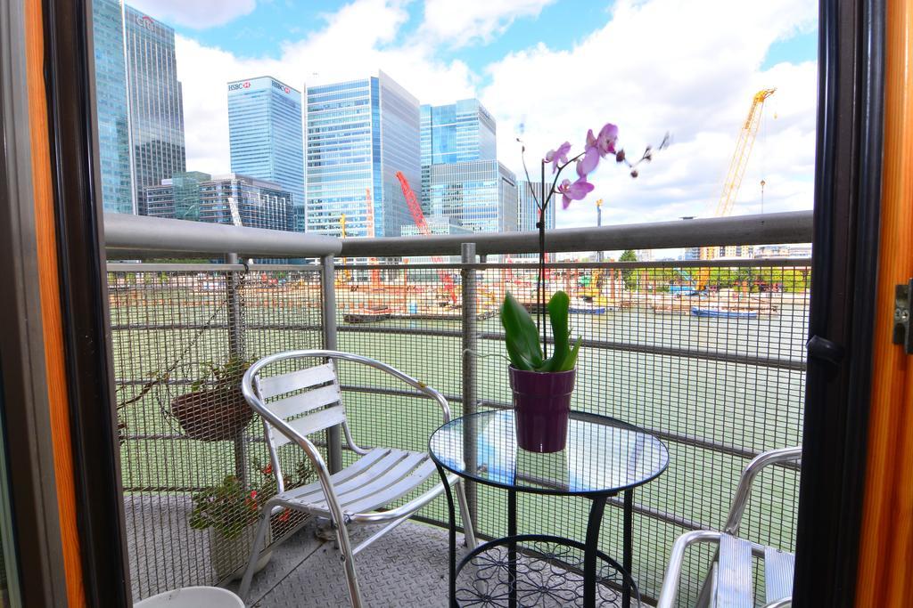 Apartment Wharf - Meridian Place Barking  Habitación foto